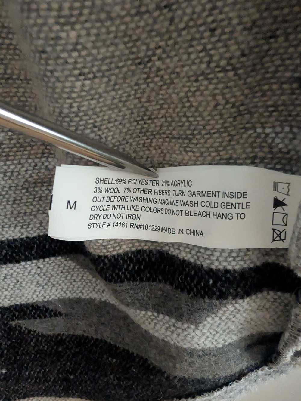 Aztec Pattern Button-Up Shacket in Gray and Tan - Picture 8 of 8